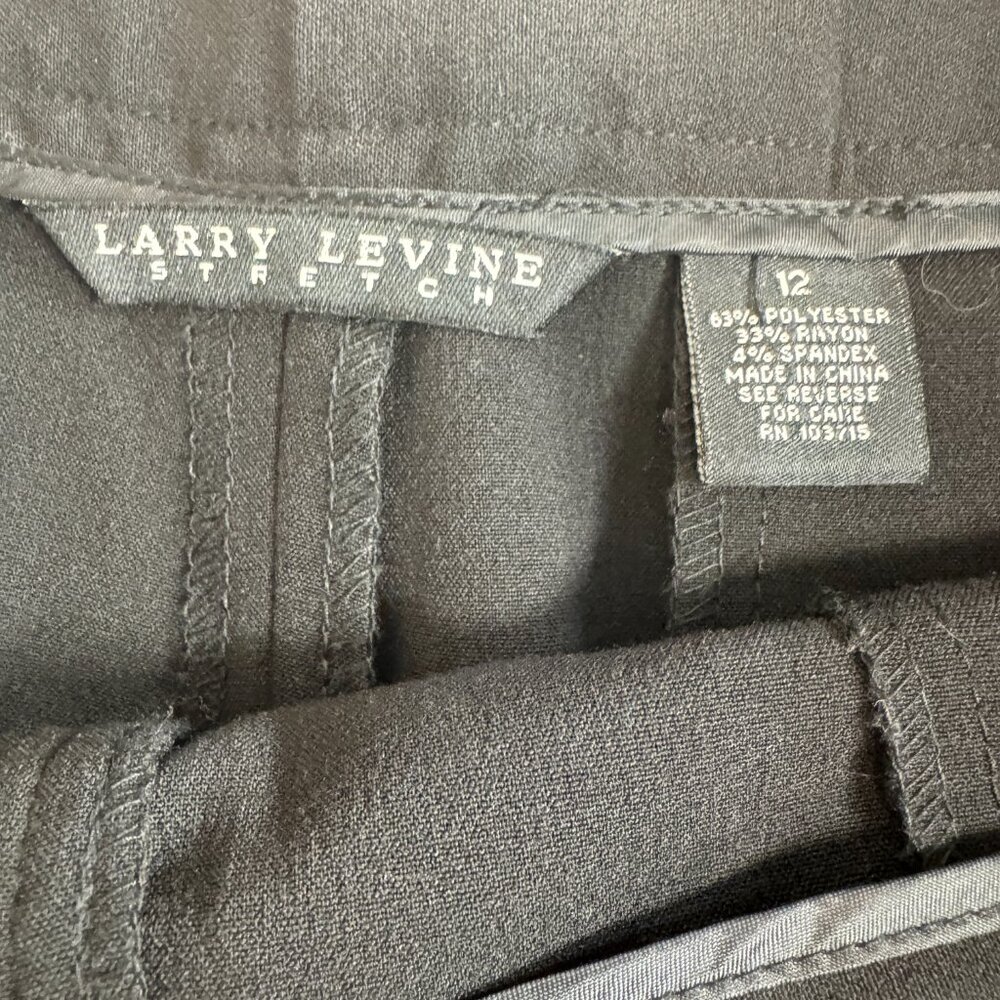 Larry Levine Black Crop Pants with Button Details - Picture 8 of 12